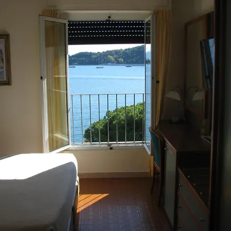 Hotel Belvedere 3*